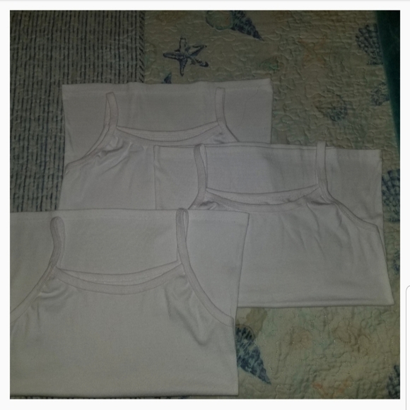 NWOT Juniors White Tank Tops - Picture 2 of 2